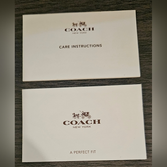 New w/ Tags! COACH WRISTLET/WALLET CHEETAH Print & black Trim - Picture 4 of 8